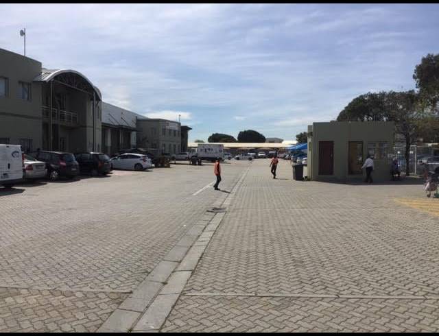 3,045M² WAREHOUSE TO LET IN NDABENI